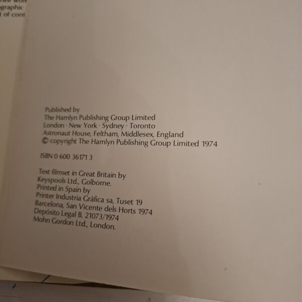 20260126_205800 Modern Makonde Art – Jorn Korn secondhand book