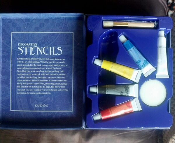 Decorative Stencils – Kudos secondhand book
