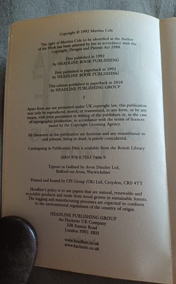 Dangerous Lady_Copyright Dangerous Lady – Martina Cole secondhand book