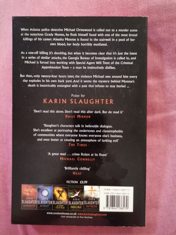 Triptych – Karin Slaughter secondhand book