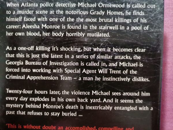 Triptych – Karin Slaughter secondhand book