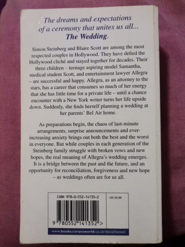 17730720104451381592179767574652 The wedding – Danielle Steel secondhand book