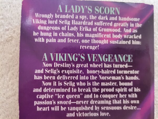 Surrender My Love – Johanna Lindsey secondhand book