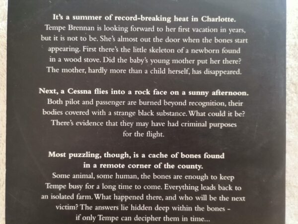 Bare Bones – Kathy Reichs secondhand book