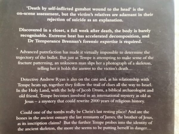 1773149826003632402449204818401 Cross Bones – Kathy Reichs secondhand book