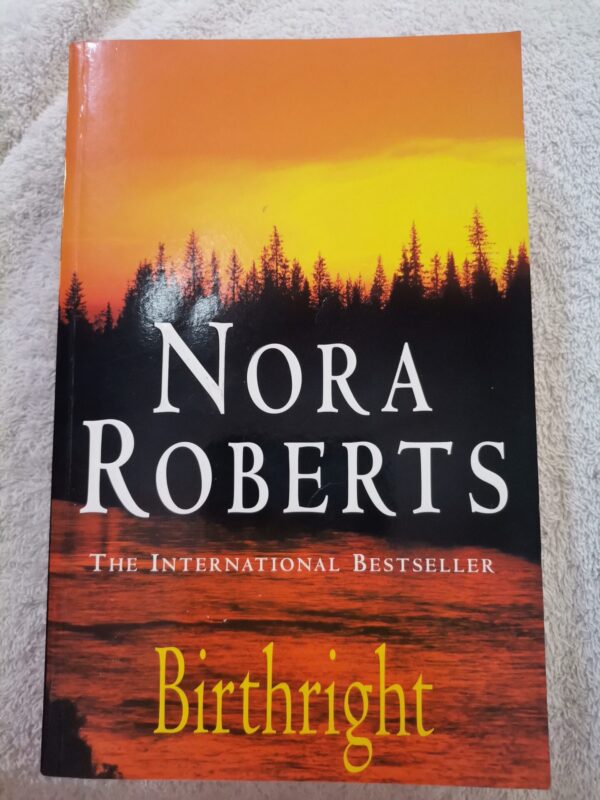 Birthright – Nora Roberts secondhand book