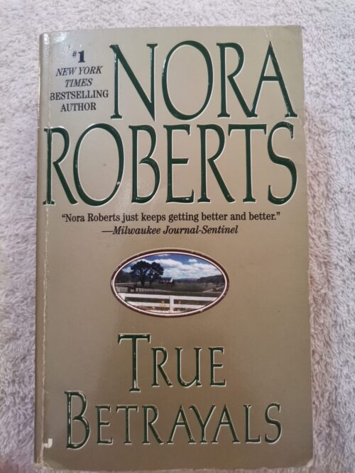 True Betrayals – Nora Roberts secondhand book