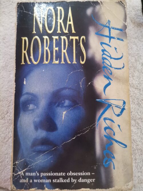 Hidden Riches – Nora Roberts secondhand book