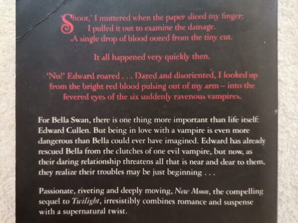 Twilight Series Bundle – Stephanie Meyer secondhand book