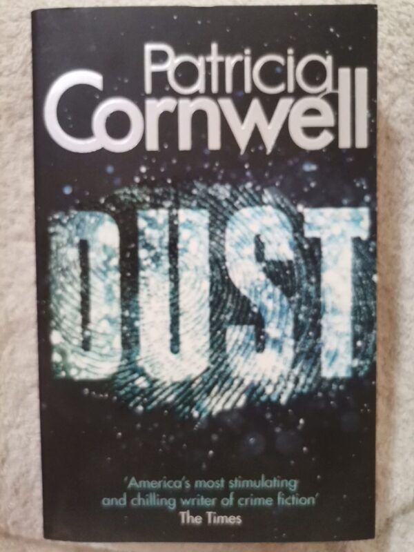 Dust – Patricia Cornwell secondhand book