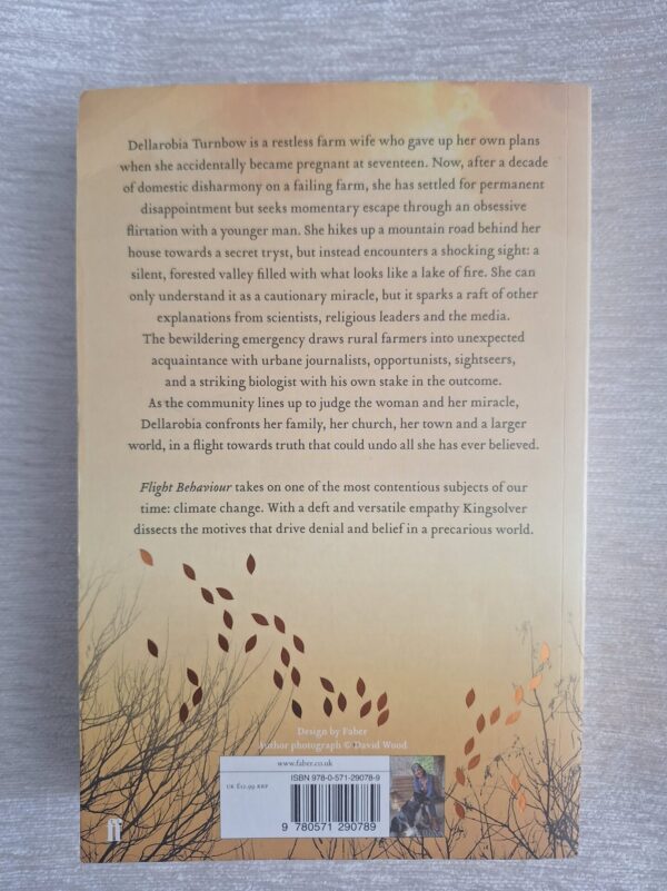 Flight Behaviour – Barbara Kingslover secondhand book