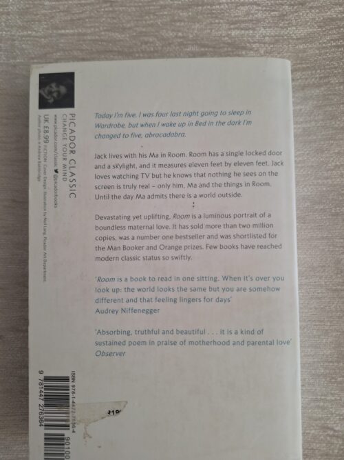 Room – Emma Donoghue secondhand book