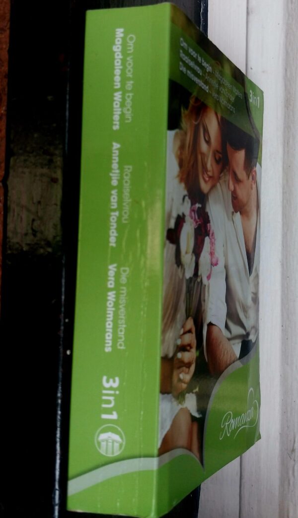 Romanza 3-In-1 Omnibus – Walters, Van Tonder, Wolmarans secondhand book