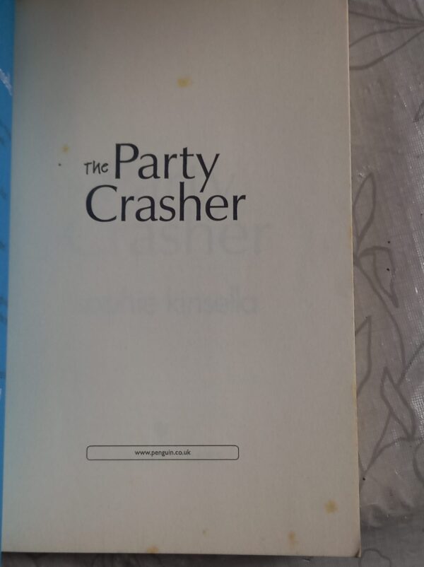 20260326_154635 The Party Crasher – Sophie Kinsella secondhand book