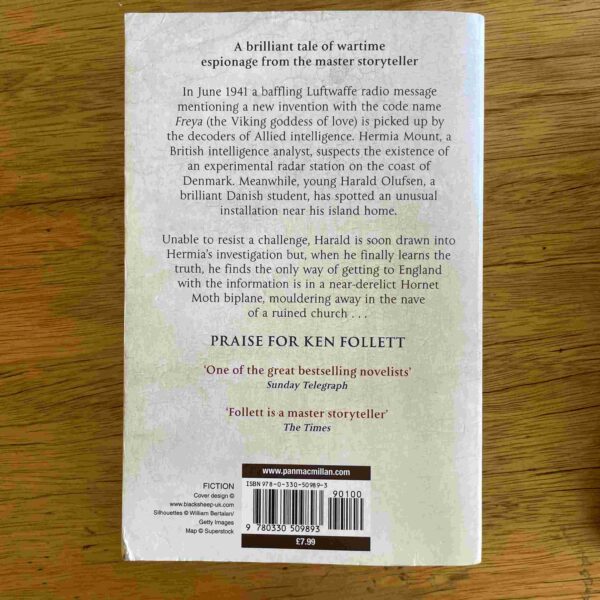 Hornet Flight – Ken Follett secondhand book