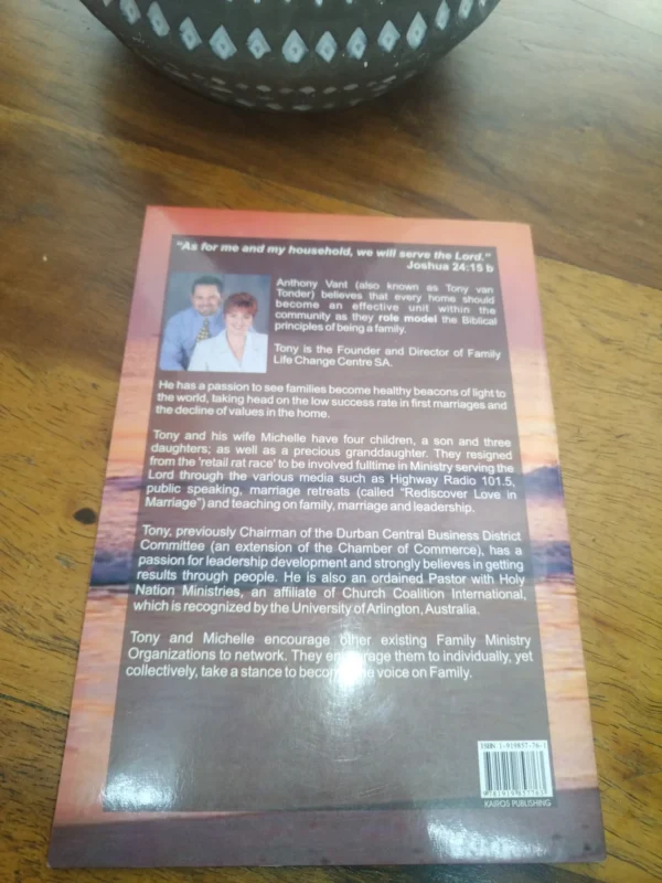 BK26021 2 How To Get Your Dad Degree — Anthony Vant secondhand book