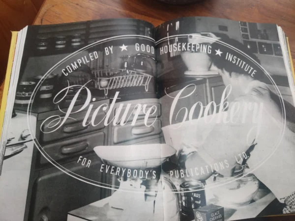 BK26025 6 Good Housekeeping’s Cookery Compendium — The Good Housekeeping Institute secondhand book