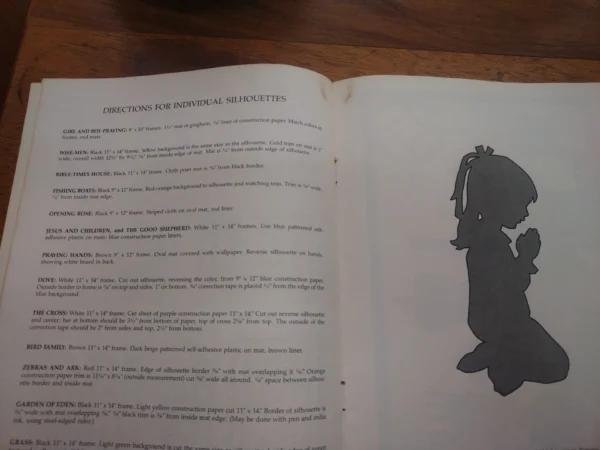 BK26027 5 Silhouette Crafts — Romilda Dilley secondhand book