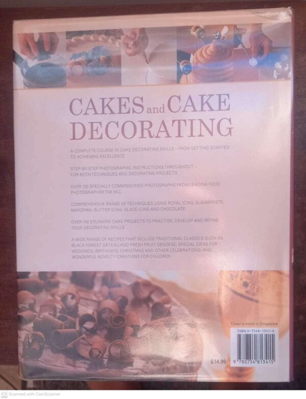 Cakes And Cake Decorating — Angela Nilsen, Sarah Maxwell secondhand book