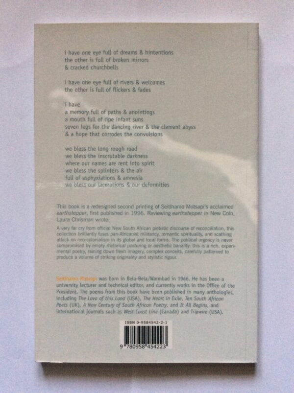 earthstepper/the ocean is very shallow – Seitlhamo Motsapi secondhand book