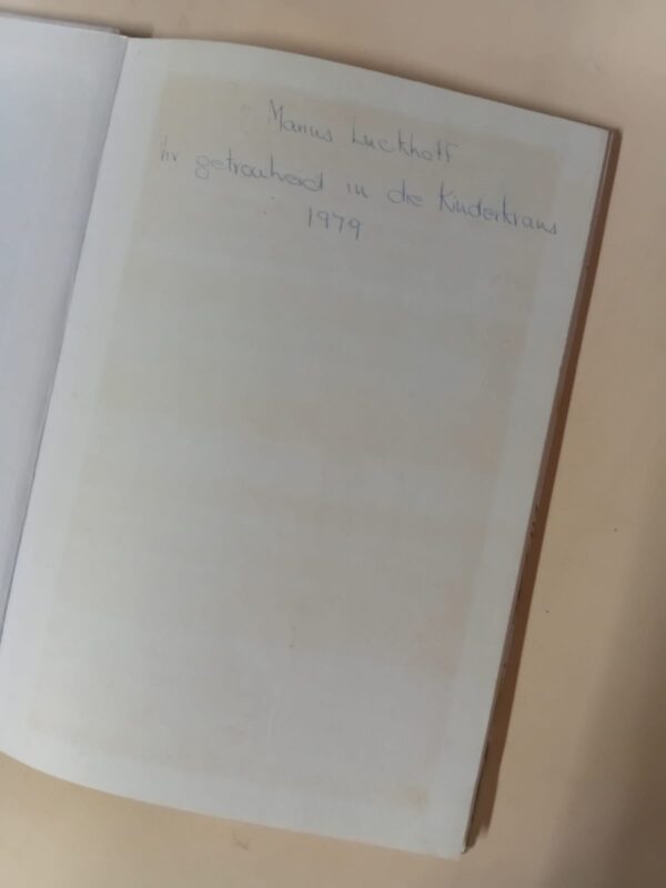 Huppel By Die Water – W.O. Kühne secondhand book