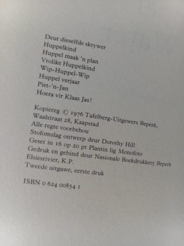 Huppel By Die Water – W.O. Kühne secondhand book