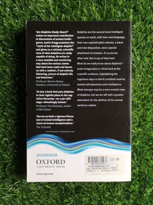 Are dolphins really smart? – Justin Gregg secondhand book