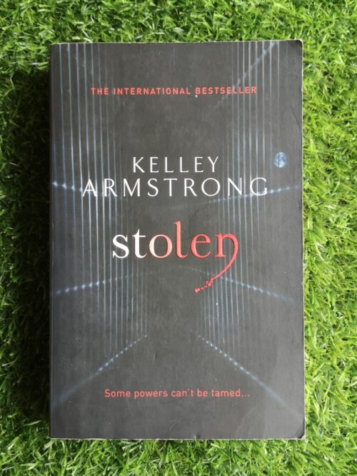 Stolen – Kelley Armstrong secondhand book