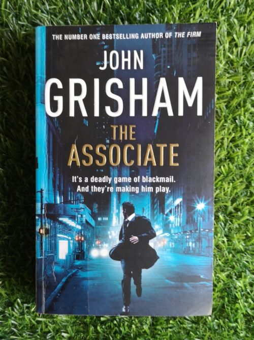 The Associate – John Grisham secondhand book