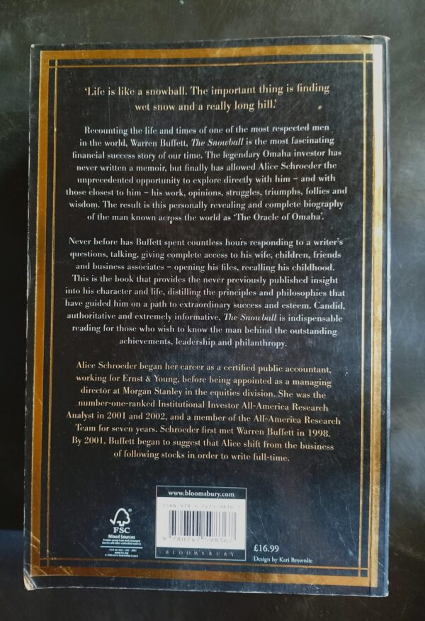 The Snowball: Warren Buffett And The Business Of Life – Alice Schroeder secondhand book