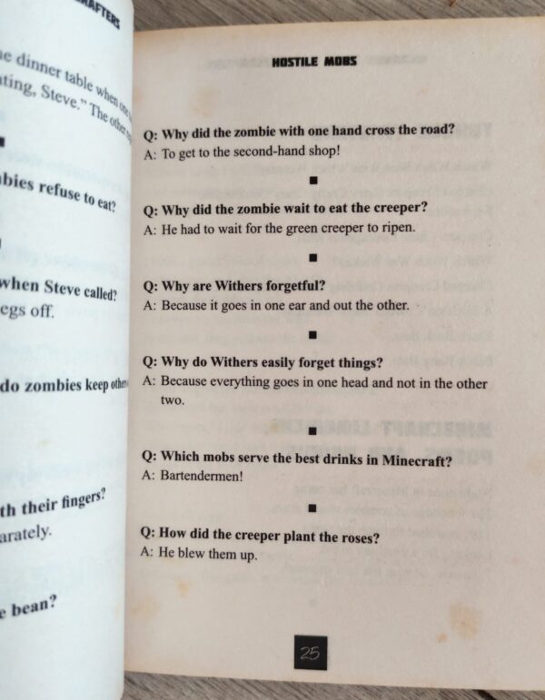 Hilarious Jokes For Minecrafters – Michele C. Hollow, Jordan P. Hollow, Steven M. Hollow secondhand book