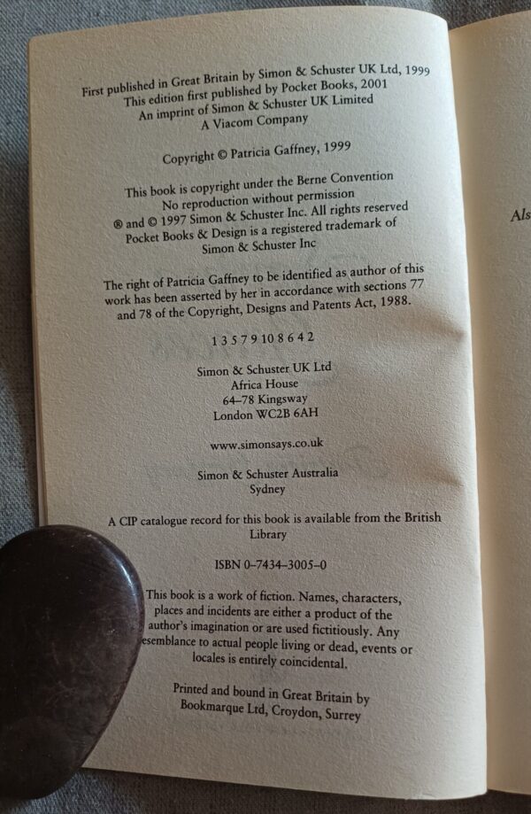 The Saving Graces – Patricia Gaffney secondhand book