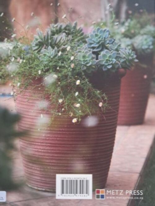 Focal Points And Features In Today’s Gardens – Suzette Stephenson, Louise Van Rooyen secondhand book