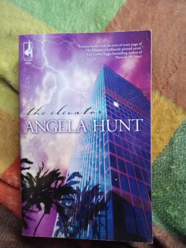 The Elevator – Angela Hunt secondhand book