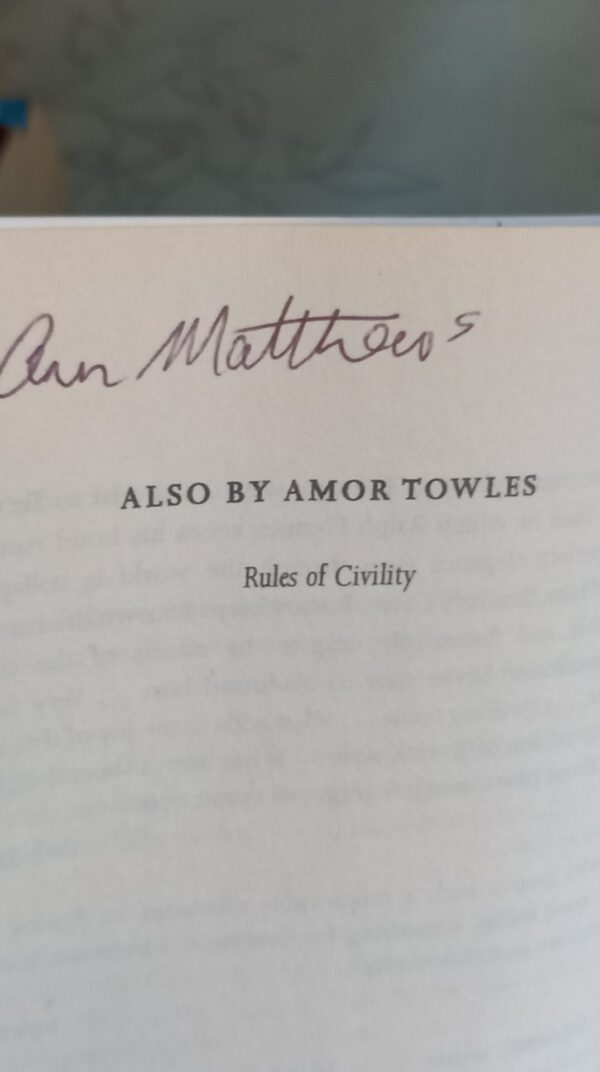 A Gentleman in Moscow – Amor Towles secondhand book