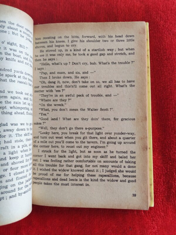 Huckleberry Finn – Mark Twain secondhand book