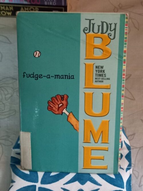 cropped-20260528_165154.jpg Fudge-a-Mania – Judy Blume secondhand book
