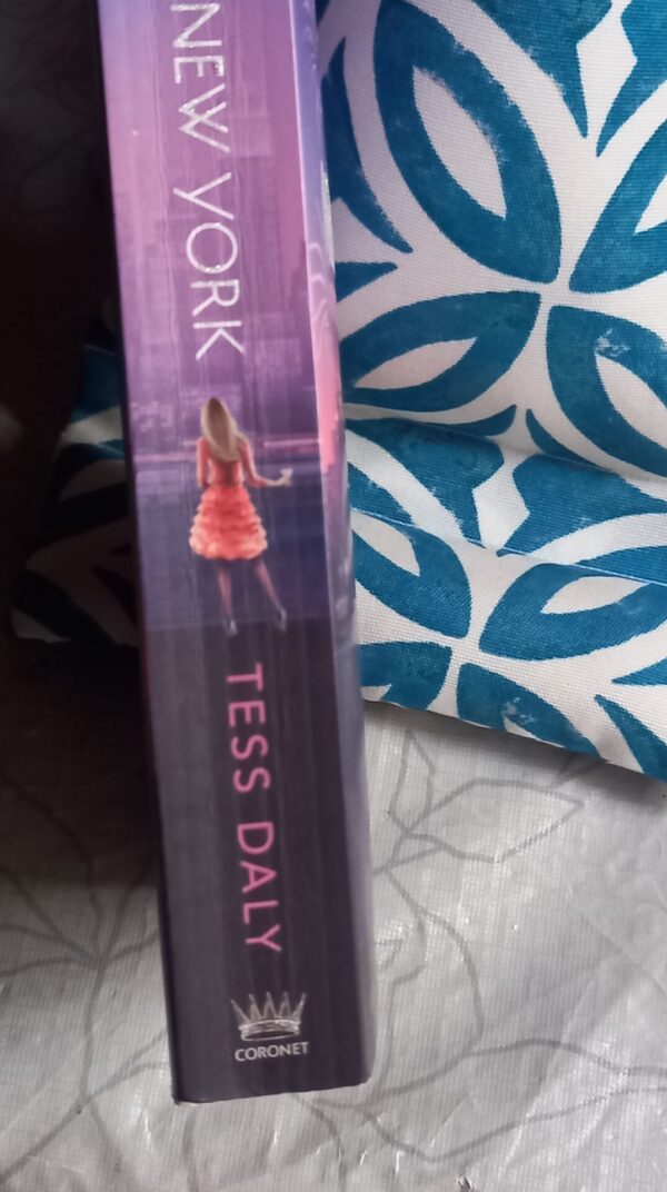 20260608_163646 It’s Up To You New York – Tess Daly secondhand book