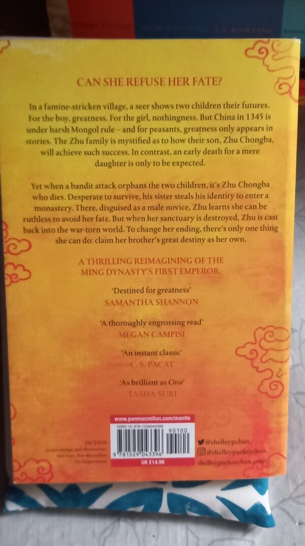 She Who Became The Sun – Shelley Parker-Chan secondhand book