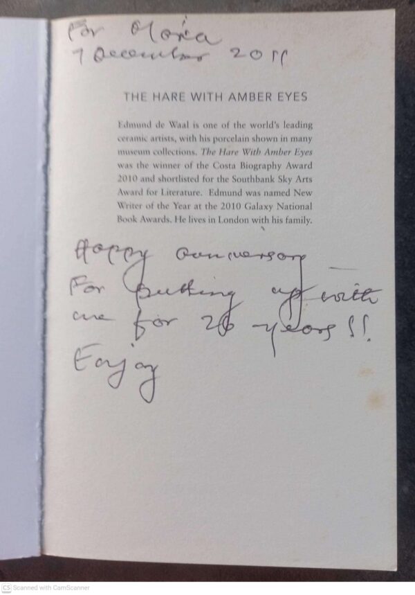 Hare With Amber Eyes4 The Hare With Amber Eyes: A Hidden Inheritance — Edmund De Waal secondhand book