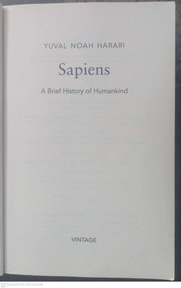 Sapiens4 Sapiens: A Brief History Of Humankind — Yuval Noah Harari secondhand book