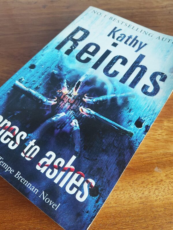 Bones To Ashes – Kathy Reichs secondhand book
