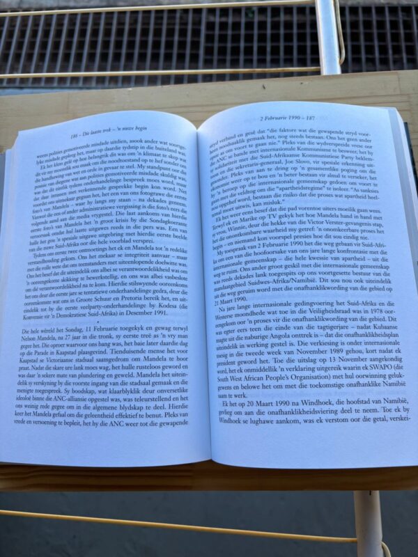 F.W. De Klerk: Die Outobiografie secondhand book