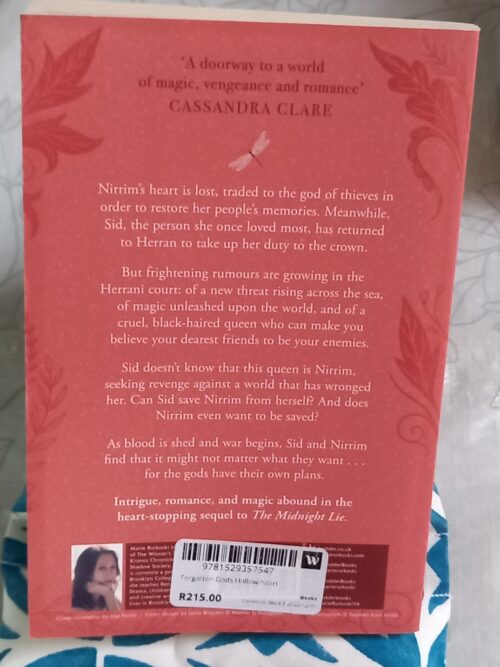 The Hollow Heart – Marie Rutkoski secondhand book