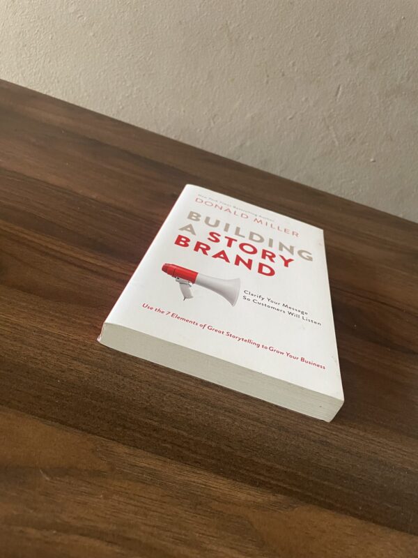 Building A StoryBrand – Donald Miller secondhand book
