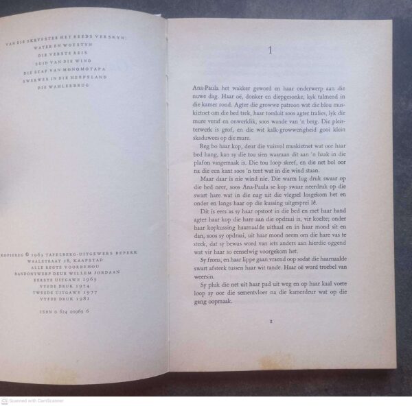 Ons Wag Op Die Kaptein — Elsa Joubert secondhand book