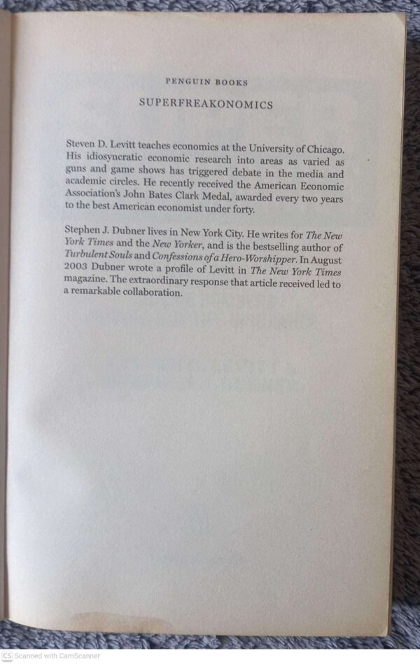 Superfreakonomics3 Superfreakonomics — Steven D. Levitt, Stephen J. Dubner secondhand book