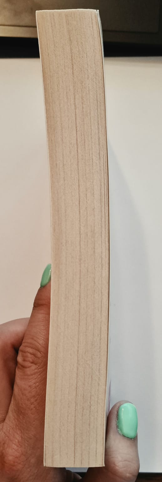 WhatsApp Image 2026-07-31 at 07.40.17 It Ends With Us – Colleen Hoover secondhand book
