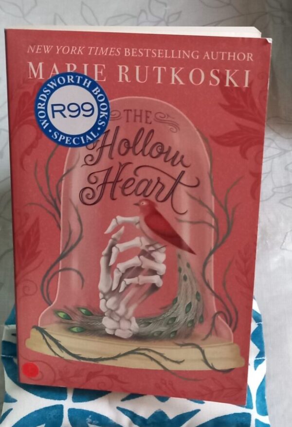The Hollow Heart – Marie Rutkoski secondhand book