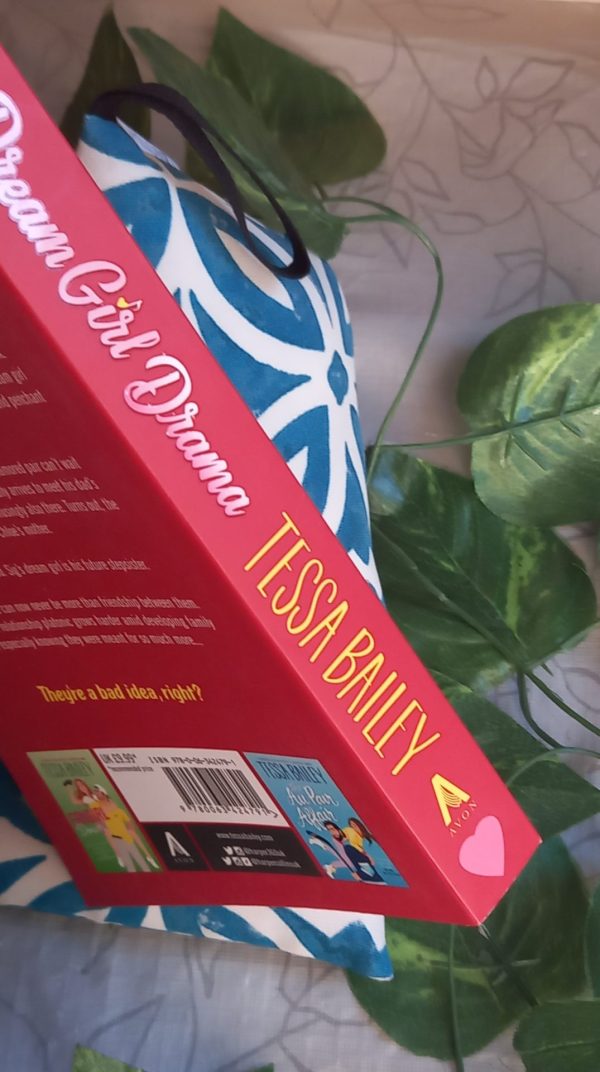 Dream Girl Drama – Tessa Bailey secondhand book